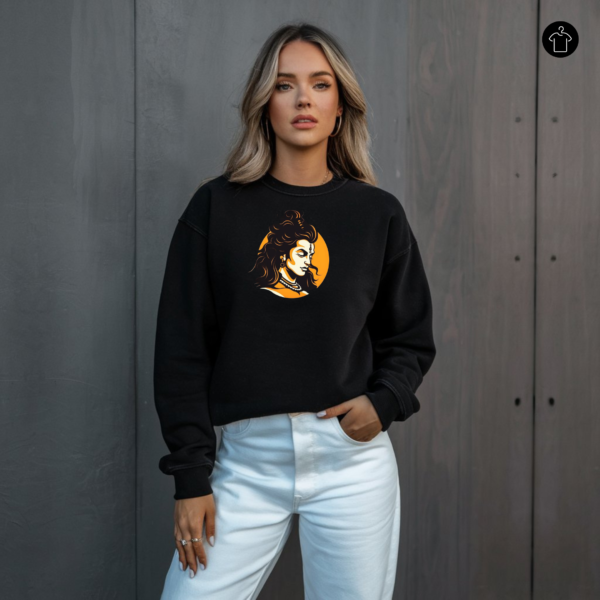 Fashionable unisex sweatshirt